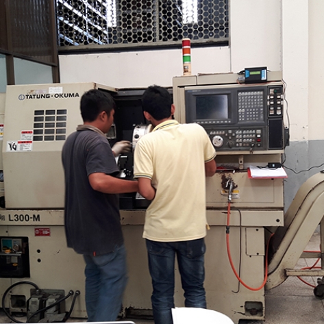 Dịch Vụ Bảo Trì Máy CNC Định Kỳ: Phương Pháp Phòng Ngừa Sự Cố Và Tối Ưu Hóa Tuổi Thọ Máy