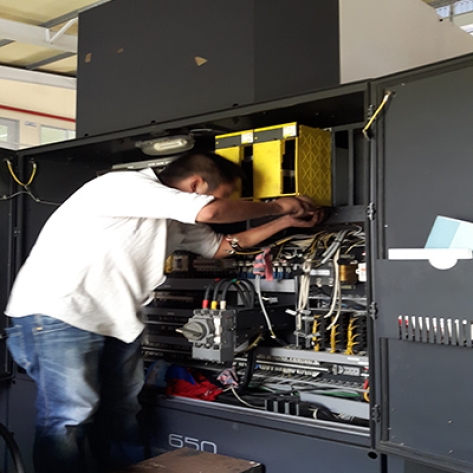 Sửa Chữa Máy CNC Chuyên Nghiệp, Nhanh Chóng | Nhật Tiến 2025