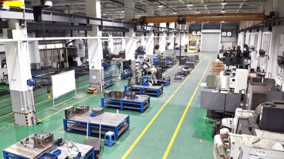 xuong-san-xuat-khuon-mau