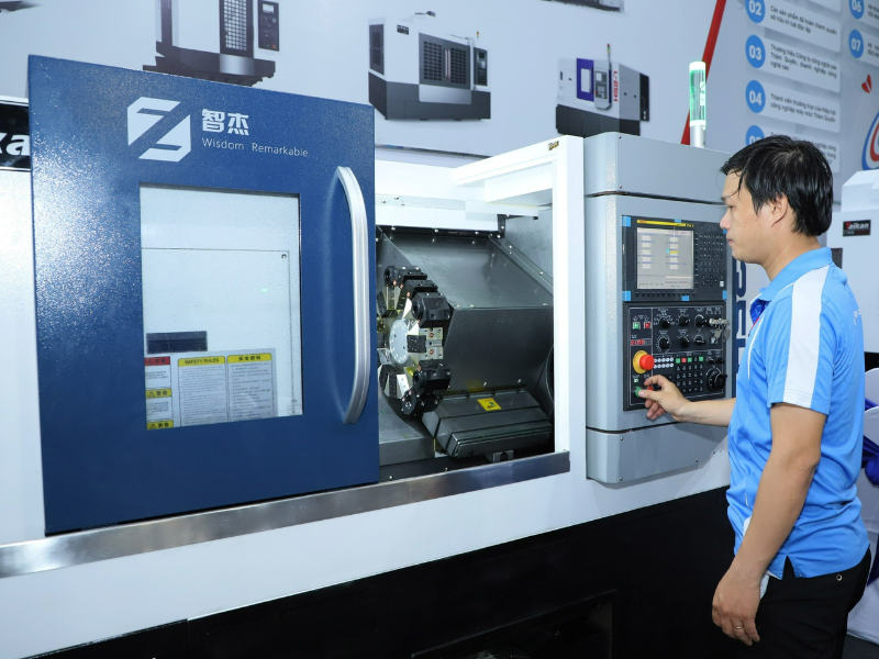 cach-van-hanh-may-cnc